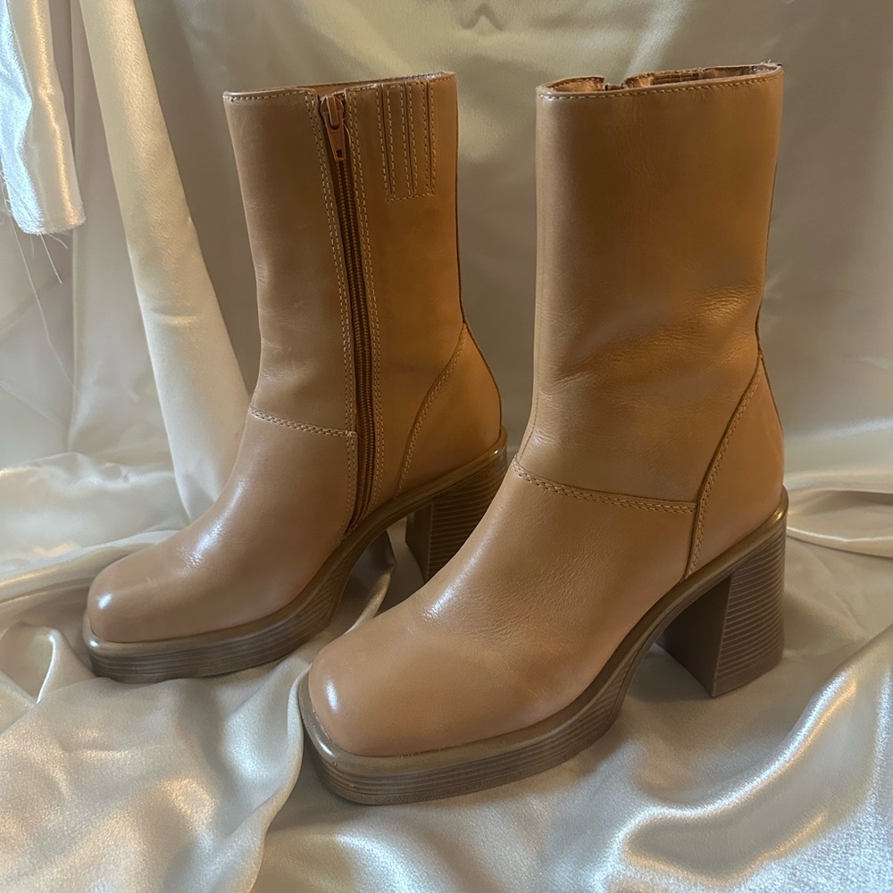 Steve Madden Fantsie Leather Ankle Boots